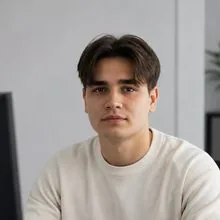 Даниил — аналитик Job Offer